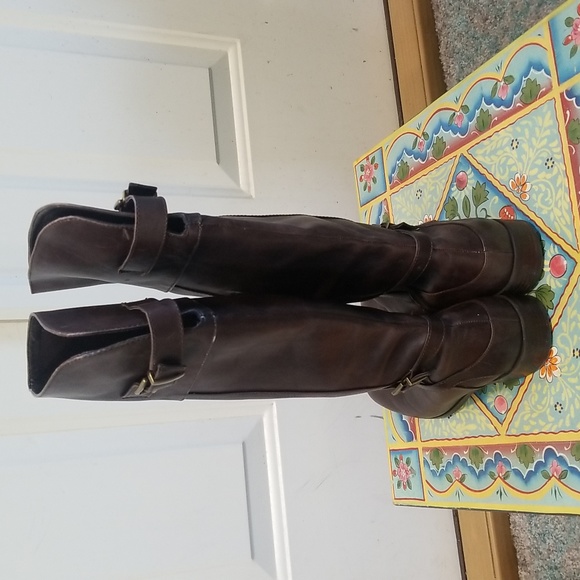 SAKS 5th Avenue brown leather riding boots - Picture 4 of 10